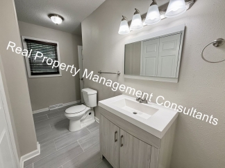 Charming 3 Bed Home with Modern Updates in Grandview