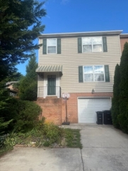 Charming 3-Bedroom Retreat with 2 Full Baths on Harvest Drive in Winchester!