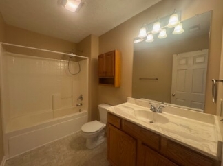 Charming 3-Bedroom Retreat with 2 Full Baths on Harvest Drive in Winchester!
