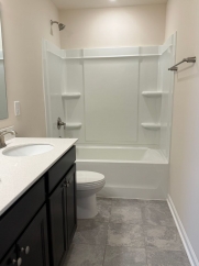 AMAZING LOCATION, Fantastic 4 Bed Home, Internet Included, Available Now!