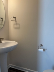 AMAZING LOCATION, Fantastic 4 Bed Home, Internet Included, Available Now!