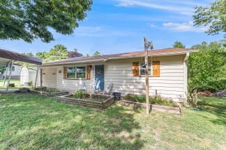 Charming Two Bedroom in Rogers