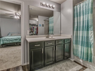 Absolutely Darling 4 Bed Home in Highly Desired Mustang Schools with Storm Shelter!!!