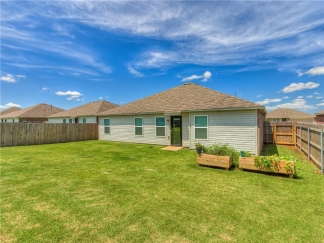 Absolutely Darling 4 Bed Home in Highly Desired Mustang Schools with Storm Shelter!!!