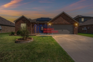 Spacious 4-Bed 2-Bath Modern Home