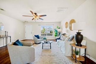 Your Perfect Moss Grove Retreat: Open Living, Screened Patio & Private Yard