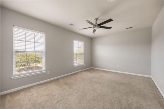 Your Perfect Moss Grove Retreat: Open Living, Screened Patio & Private Yard