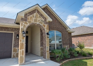 3 Bedroom- 2 Bathroom in Hills of Westwood