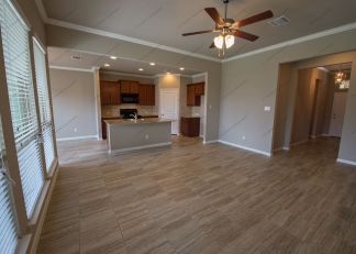 3 Bedroom- 2 Bathroom in Hills of Westwood