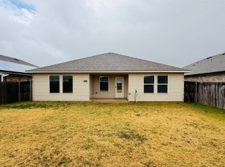 Available and Showing Now! Beautiful Open Floor Plan – Built in 2022