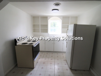 1 BR 1 BA Upstairs Apartment with ALL UTILITIES INCLUDED! (NO SECTION 8)