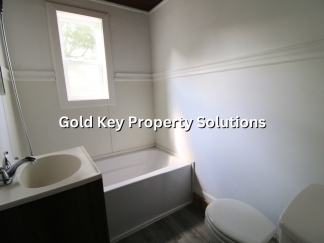 1 BR 1 BA Upstairs Apartment with ALL UTILITIES INCLUDED! (NO SECTION 8)