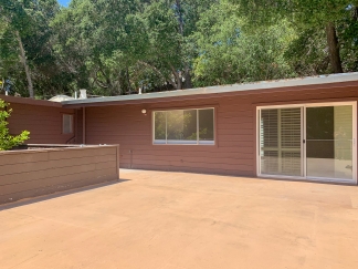 Welcome To This Lovely Renovated 1 Bedroom Unit Off Quito Rd!