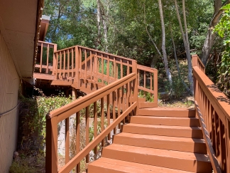 Welcome To This Lovely Renovated 1 Bedroom Unit Off Quito Rd!