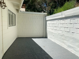 Welcome To This Lovely Renovated 1 Bedroom Unit Off Quito Rd!