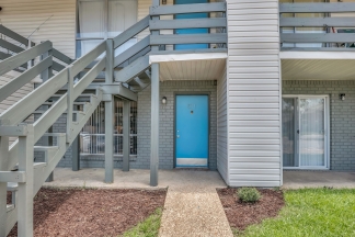 WillowBrook Apartments - 4600 Twin Oaks Dr