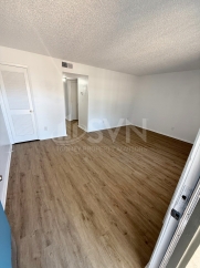 WillowBrook Apartments - 4600 Twin Oaks Dr