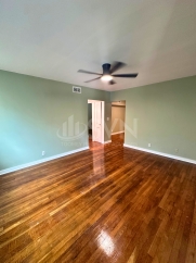 Stonewall Apartments