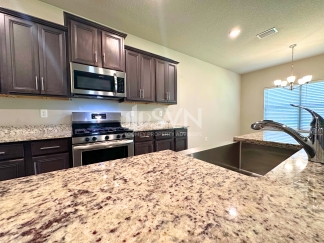 11464 Oak Alley Dr S