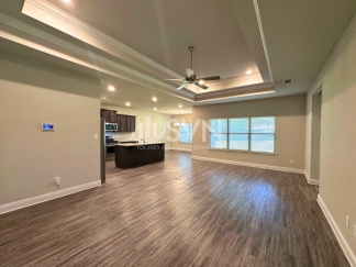 11464 Oak Alley Dr S