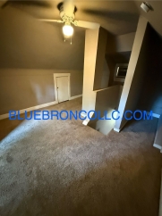 Beautiful house in Kansas City with a lot of character, come see it!