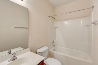 Spacious in Carolina Bay!