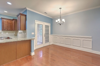 Spacious Mt. Pleasant Townhome!
