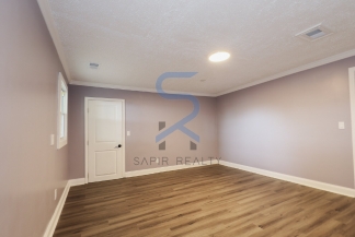 Move in before November 15th and choose your reward: a $250 Amazon Gift Card or a 55 Smart TV!