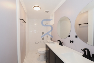 Move in before November 15th and choose your reward: a $250 Amazon Gift Card or a 55 Smart TV!