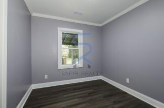 Move in before November 15th and choose your reward: a $250 Amazon Gift Card or a 55 Smart TV!