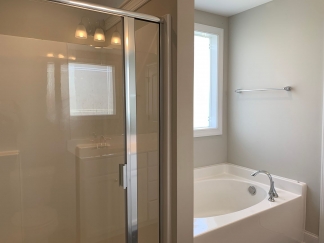 AMAZING LOCATION, Fantastic 4 Bed Home, in Garner NC, Available Now!
