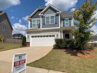 AMAZING LOCATION, Fantastic 4 Bed Home, in Garner NC, Available Now!