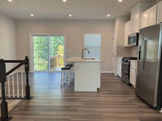 Amazing 3 Bedroom Townhome in North East Raleigh, Available Now!