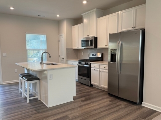 Amazing 3 Bedroom Townhome in North East Raleigh, Available Now!