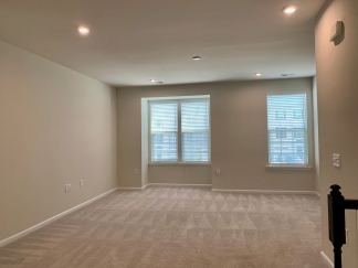 Amazing 3 Bedroom Townhome in North East Raleigh, Available Now!