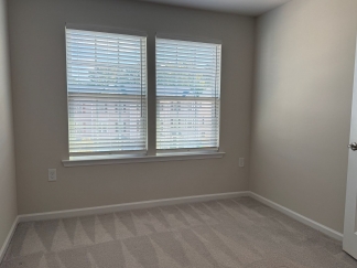 Amazing 3 Bedroom Townhome in North East Raleigh, Available Now!