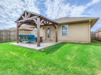 Available and Showing Now!  18-Month Lease Offer!!