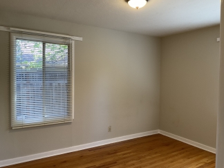 Cottage in the Heart of Saratoga