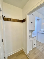 1524 West Clark Street