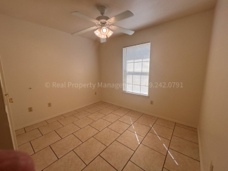 Southside Duplex Ready Now! 3 bed 2 bath