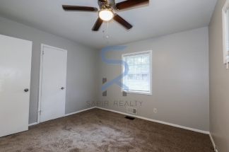 Move in before November 15th and choose your reward: a $250 Amazon Gift Card or a 55 Smart TV!