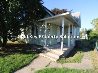 Updated 2 BR 1 BA House with Huge Kitchen and Garage (SECTION 8 APPROVED)