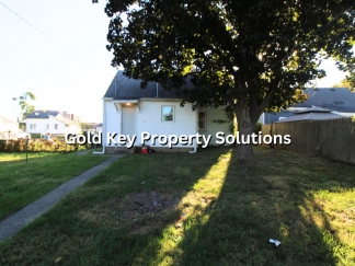 Updated 2 BR 1 BA House with Huge Kitchen and Garage (SECTION 8 APPROVED)