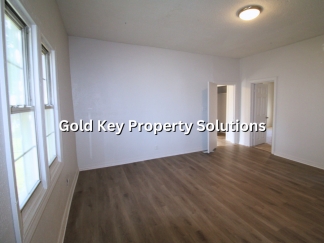 Updated 2 BR 1 BA House with Huge Kitchen and Garage (SECTION 8 APPROVED)