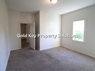 Updated 2 BR 1 BA House with Huge Kitchen and Garage (SECTION 8 APPROVED)