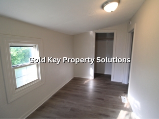Updated 2 BR 1 BA House with Huge Kitchen and Garage (SECTION 8 APPROVED)
