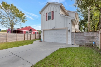 Spacious 4-Bedroom Charleston Home Loaded with Upgrades