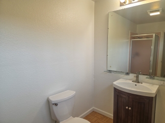 Charming Duplex Style 1 Bedroom 1 Bathroom Menlo Park Bungalow!
