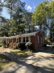 902 Meadow Street South