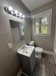 902 Meadow Street South